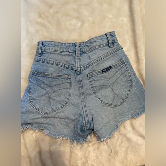 24 Rolla’s High Rise Jean Shorts - Picture 2 of 4